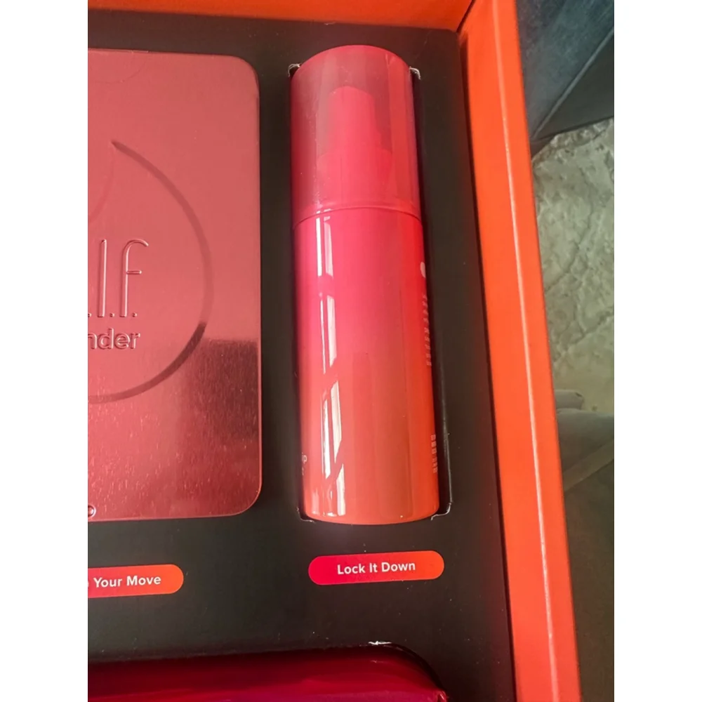 Limited Edition ELF X TINDER Its a match lip, primer, setting mist & makeup bag‎